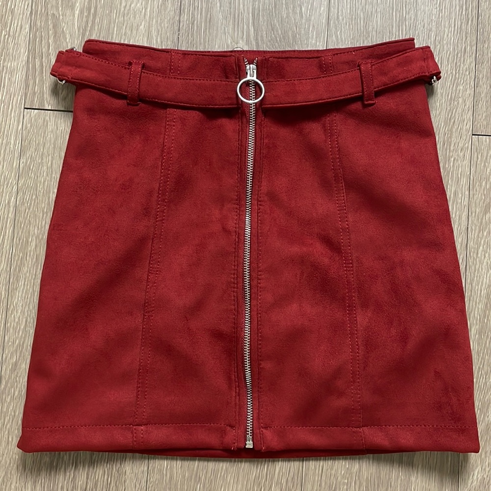 Forever 21 Mini Skirt Red Size Small